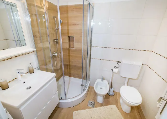 Long Island Olive Апартаменты Сали