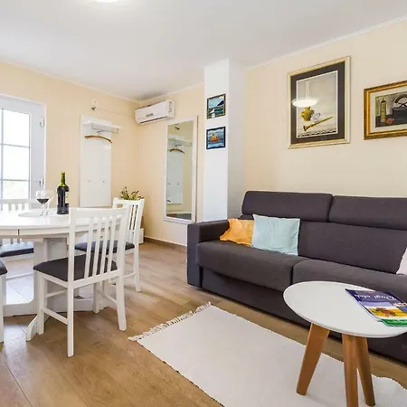 Long Island Olive Lejlighed Sali